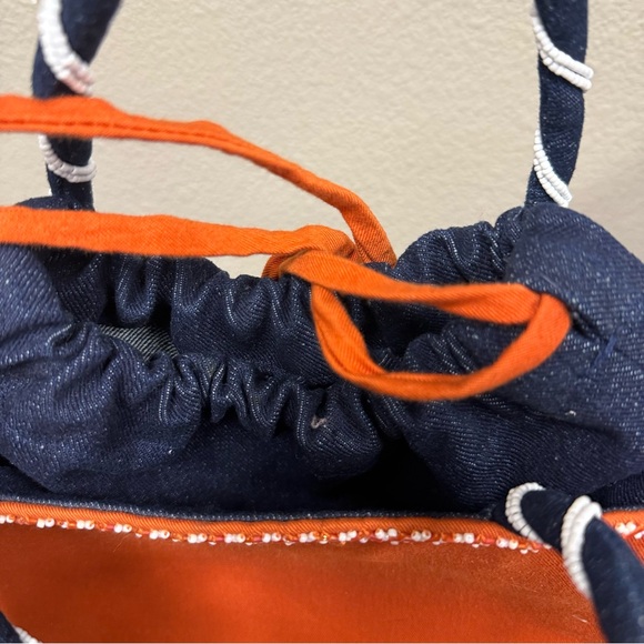 Texas Longhorns Beaded Mini Tote with Navy Drawstring Pouch. - Picture 4 of 7
